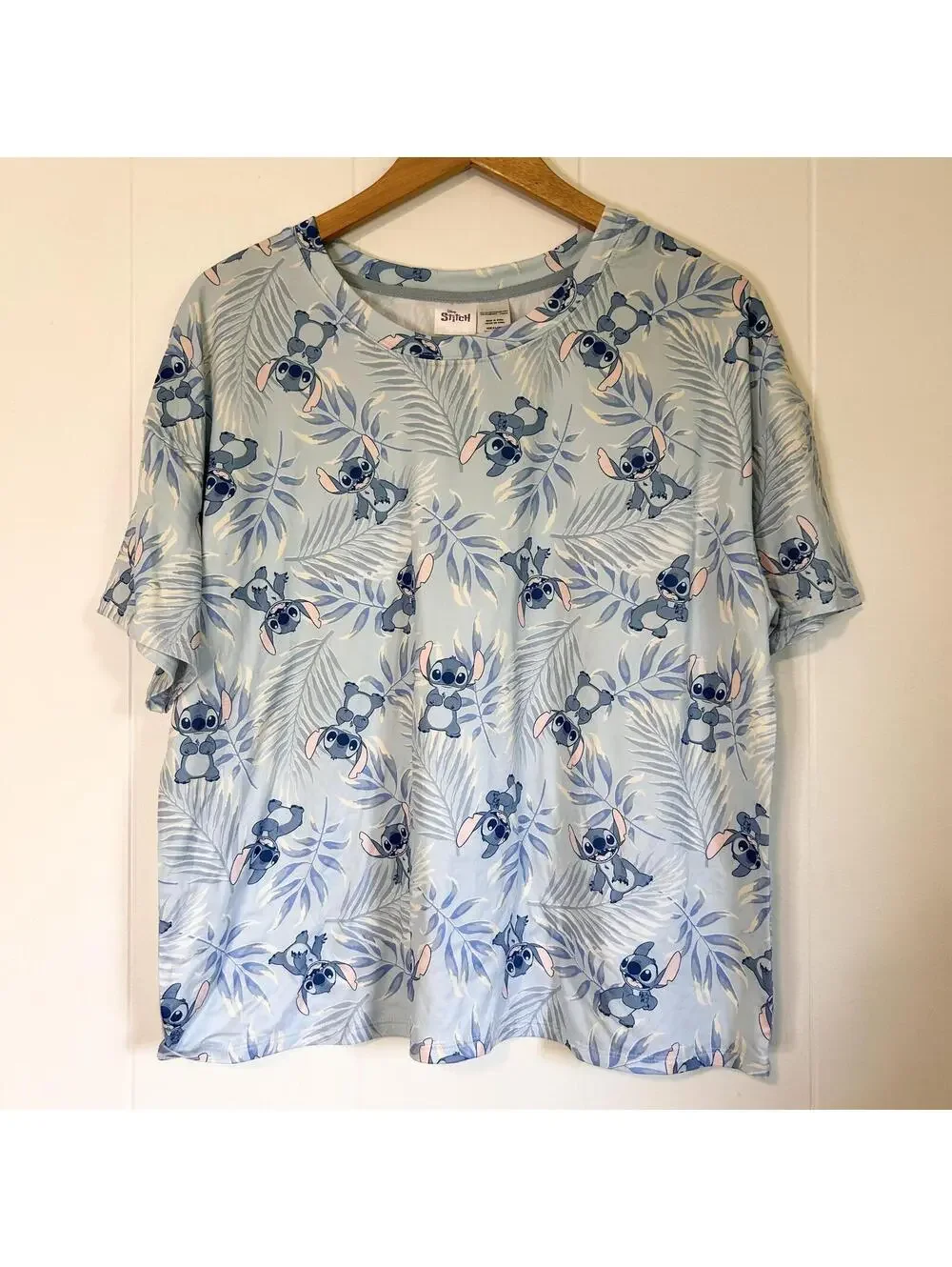 Disney Lilo & Stitch Blue Short Sleeve Shirt Shorts Pajama Set Women's X-Large - Picture 2 of 7